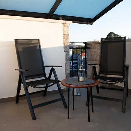 Castle House Rooms, Swimming Pool & Sauna & Tennis Court & Wine Cellar Sežana Esterno foto